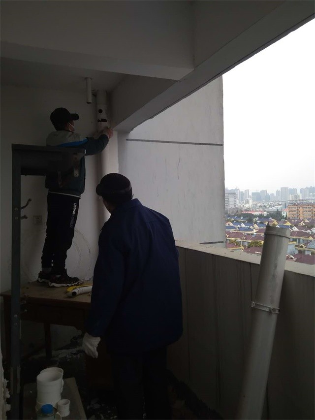 維修3#904 陽臺下水彎管